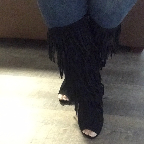 Shoes (boots) - Picture 7 of 8